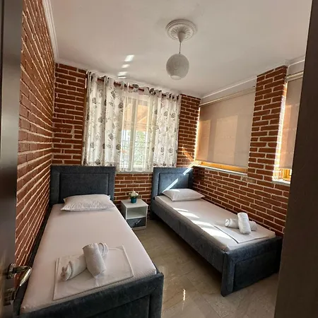 Katalina Guest house 3*