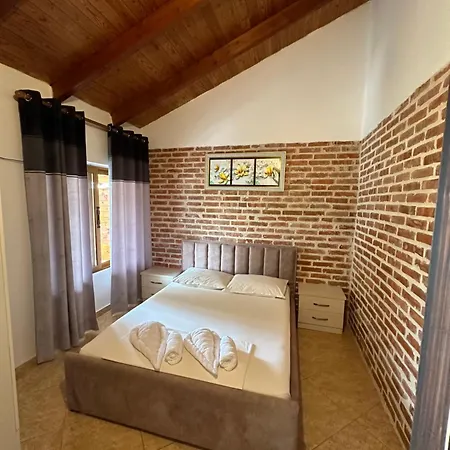 Katalina 3* Ksamil